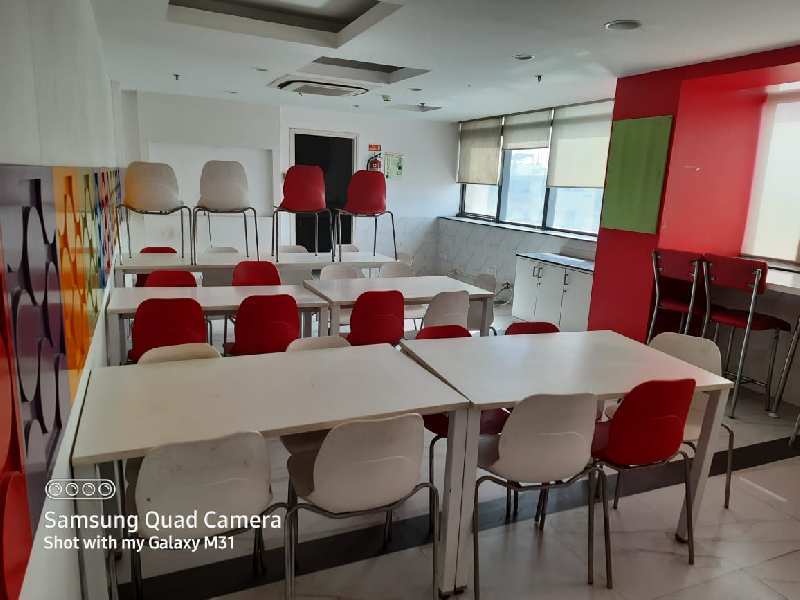 8200 Sq.ft. Office Space for Rent in Sector 44, Gurgaon (7900 Sq.ft.)