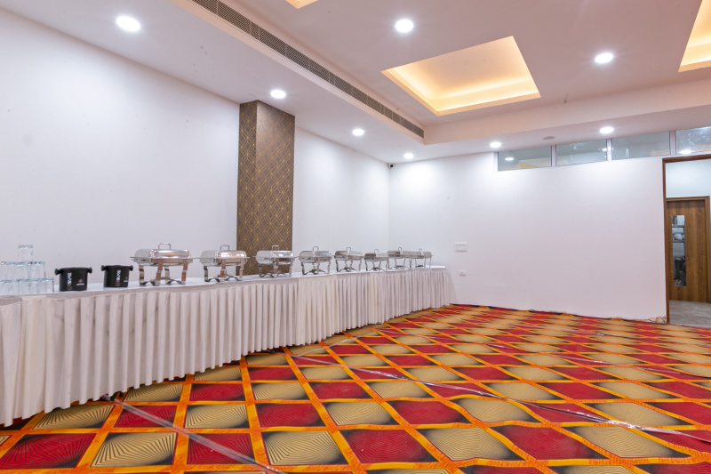 18000 Sq.ft. Banquet Hall & Guest House for Sale in Sector 53, Gurgaon (27000 Sq.ft.)