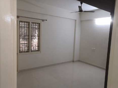 2 BHK Flats & Apartments for Rent in Richmond Town, Bangalore (900 Sq.ft.)