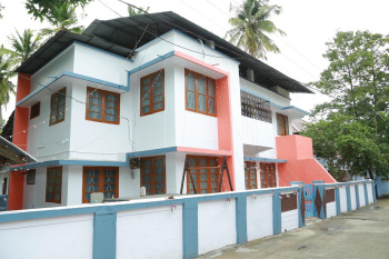 4 BHK Individual Houses / Villas for Sale in Nallepilly, Palakkad (2000 Sq.ft.)