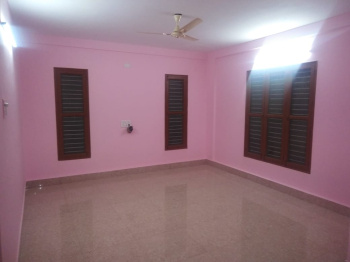 2 BHK Flats & Apartments for Rent in Bangalore (1010 Sq.ft.)