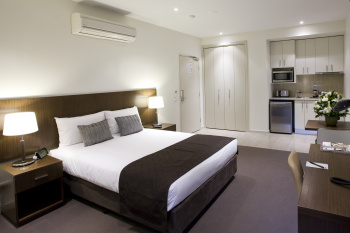 2 BHK Flats & Apartments for Sale in Bannerghatta Road, Bangalore (875 Sq.ft.)