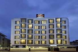 100000 Sq.ft. Hotel & Restaurant for Sale in Bangalore