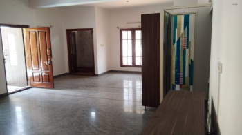 3 BHK Flats & Apartments for Sale in OMBR Layout, Bangalore (2200 Sq.ft.)