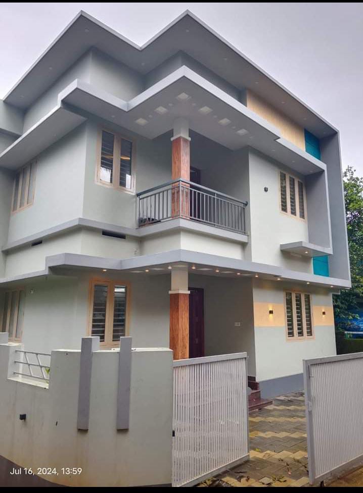 4 BHK Individual Houses for Sale in Mannuthy, Thrissur (1550 Sq.ft.)