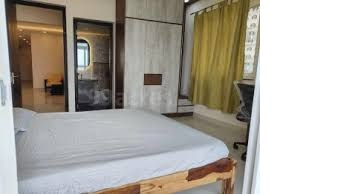3 BHK Flats & Apartments for Rent in OMBR Layout, Bangalore (2200 Sq.ft.)