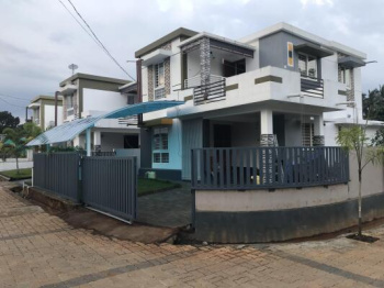 Independent House for Sale in Pirayiri, Palakkad (7 Cent)