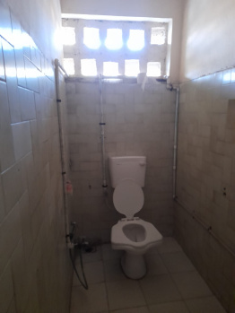 5600 Sq.ft. Factory / Industrial Building for Rent in GIDC Umbergaon, Valsad