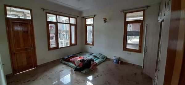 3 BHK Flats & Apartments for Sale in Bhattakufer, Shimla (1000 Sq.ft.)