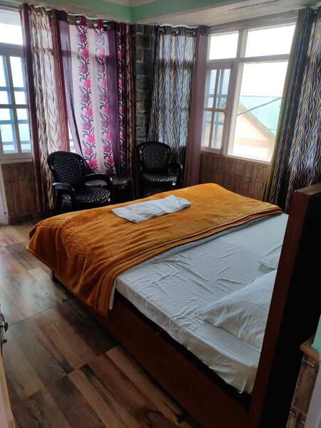 2 BHK Flats & Apartments for Sale in Mashobra, Shimla (800 Sq.ft.)