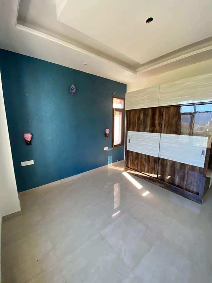 2 BHK Flats & Apartments for Sale in Panthaghati, Shimla (900 Sq.ft.)
