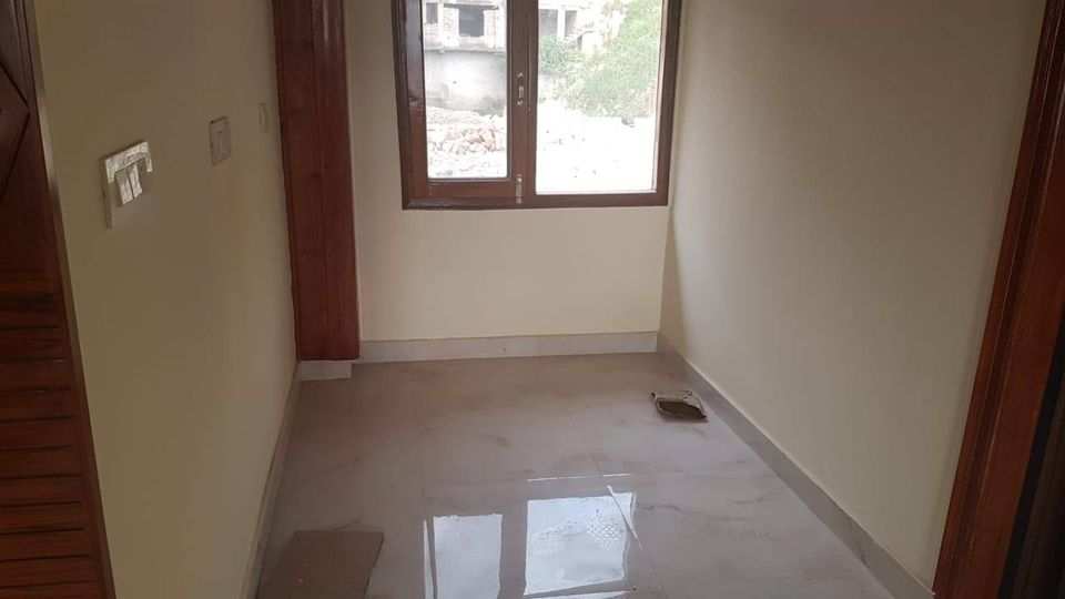 5 BHK Flats & Apartments for Sale in Sector 3, Shimla (3700 Sq.ft.)