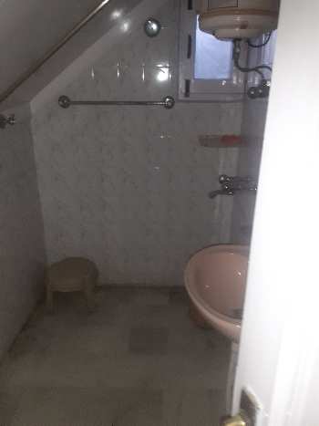 Property for sale in Chotta Shimla