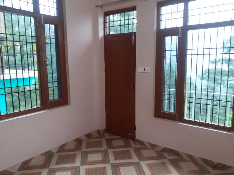 3 BHK Flats & Apartments for Sale in Panthaghati, Shimla (1000 Sq.ft.)