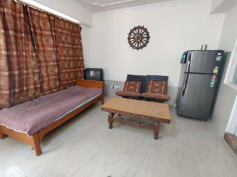2 BHK Flats & Apartments for Sale in Cemetery, Shimla (900 Sq.ft.)