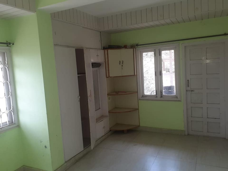 3 BHK Flats & Apartments for Sale in Lakkar Bazar, Shimla (1100 Sq.ft.)