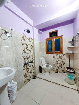 4 BHK Flats & Apartments for Sale in Panthaghati, Shimla (1400 Sq.ft.)