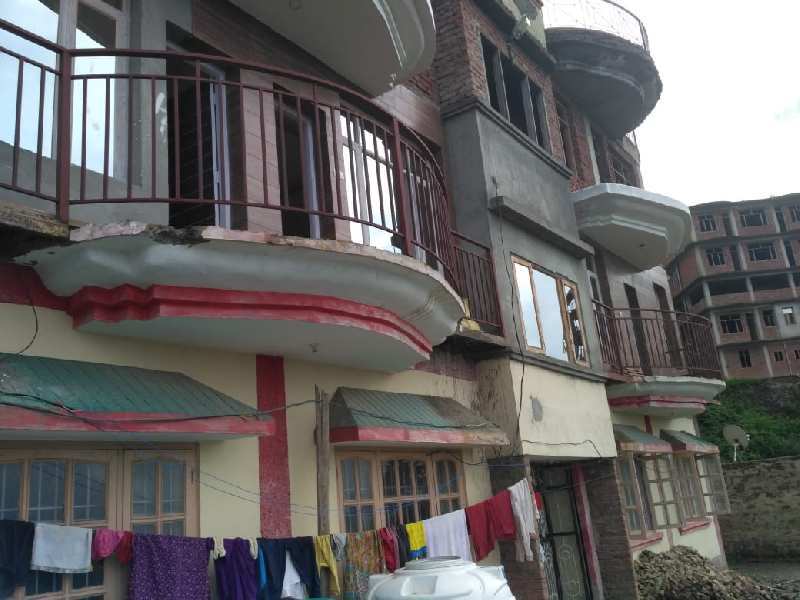 3 BHK Flats & Apartments for Sale in Rajhana, Shimla (1800 Sq.ft.)