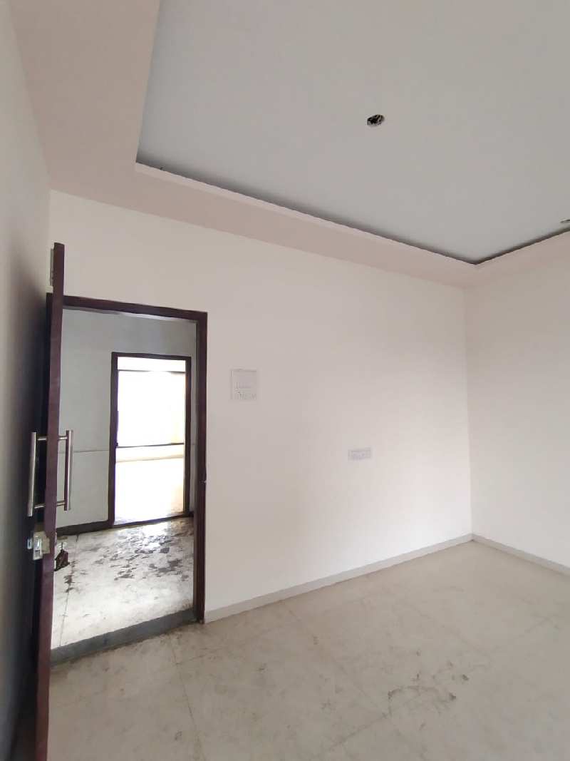 3 BHK Builder Floor for Sale in Block EG, Inderpuri, Delhi (128 Sq. Yards)