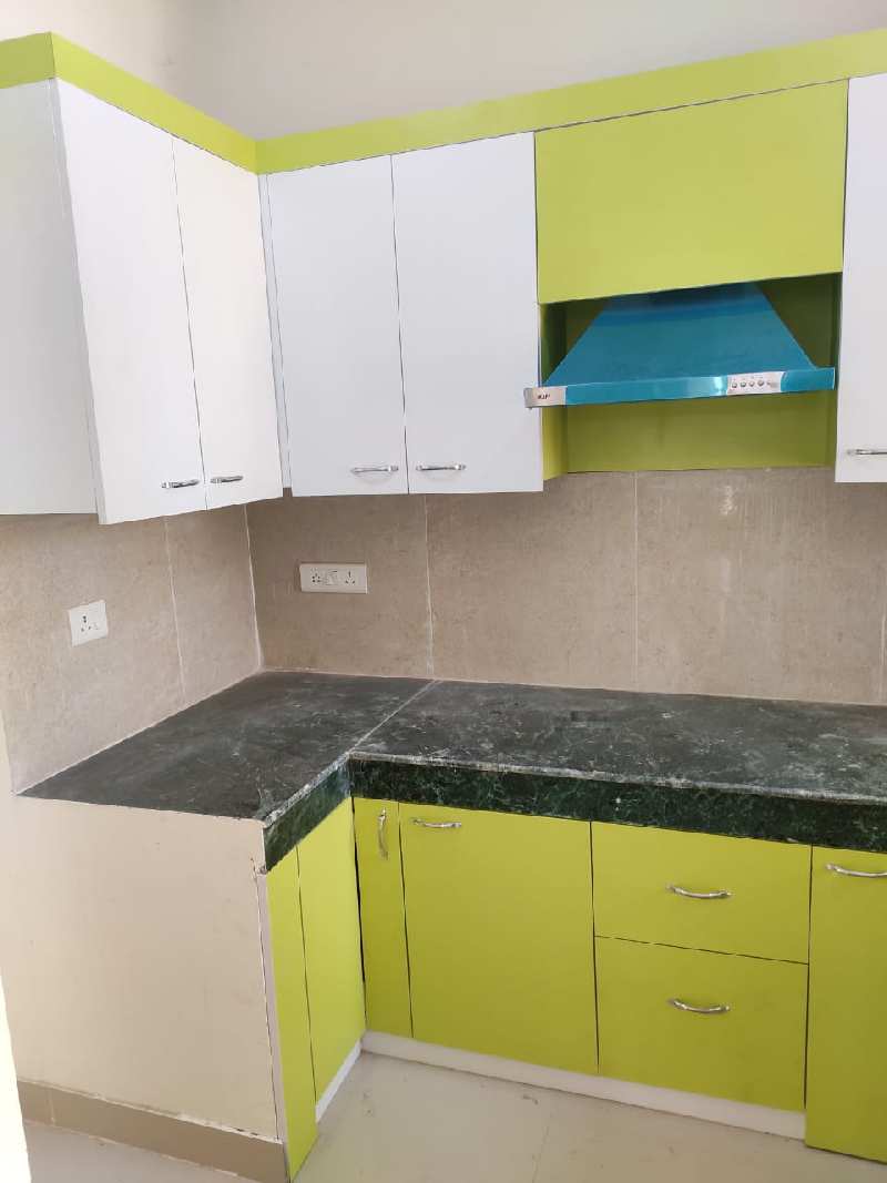 2 BHK Builder Floor for Sale in Alwar Bypass Road, Bhiwadi (980 Sq.ft.)