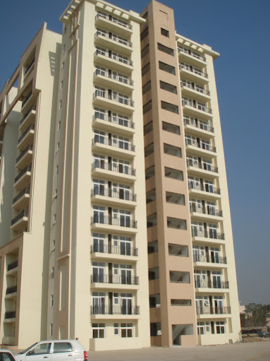 3 BHK Flats & Apartments for Sale in Alwar Bypass Road, Bhiwadi (1620 Sq.ft.)