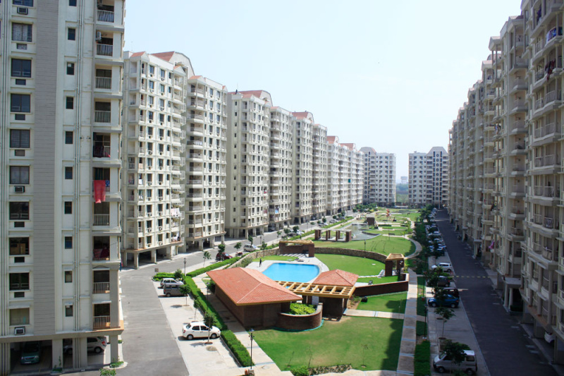 3 BHK Flats & Apartments for Sale in Alwar Bypass Road, Bhiwadi (1520 Sq.ft.)