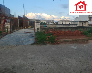 1 kanal east facing plot in sector 23