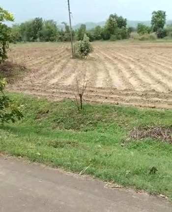 3.50 acres of road touch land for sale in Parseoni Tahasil
