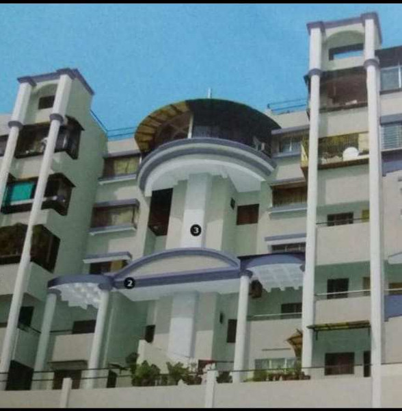 Spacious 3 Bhk flat for sale in Mangalwari Bazar,Sadar