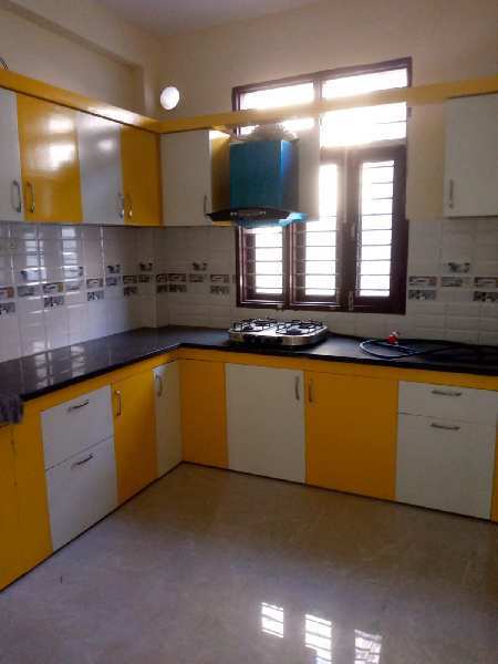 2 BHK Flats & Apartments for Rent in Tehri Visthapit Colony, Haridwar (1200 Sq.ft.)
