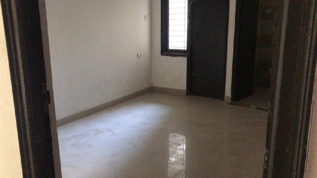2 BHK Flats & Apartments for Sale in Bahadrabad, Haridwar (1100 Sq.ft.)
