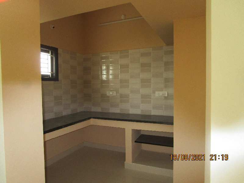 New 2 Bhk House For Rent in Madhakottai Road, Thanjavur