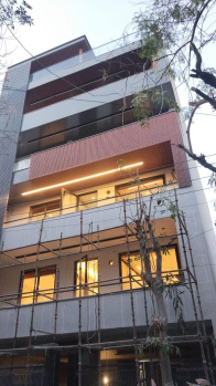 4 BHK Builder Floor for Sale in Sushant Lok Phase I, Gurgaon (300 Sq. Yards)