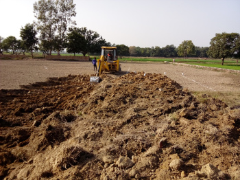 Land on Meerut Bulandshahr Highway , Bulandshahr