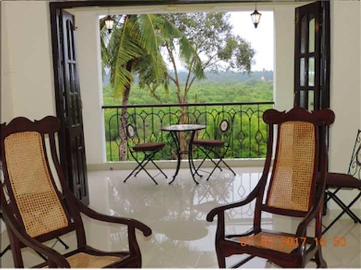 3 BHK Flats & Apartments for Sale in Sequeira Vaddo, Candolim, Goa (190 Sq. Meter)