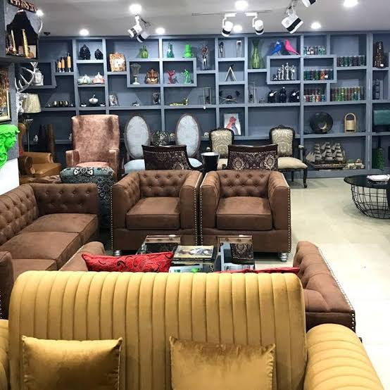Commercial Showroom Shop for Rent in Kirti Nagar Furniture Market