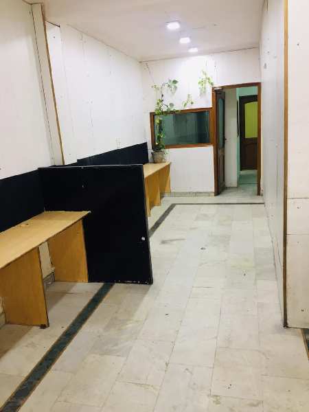 900 Sq.ft. Office Space for Rent in Mansarovar Garden, Delhi