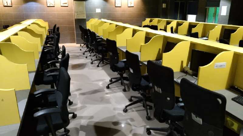 Furnished Office Call Centre 300 Seats for Rent in Kirti Nagar