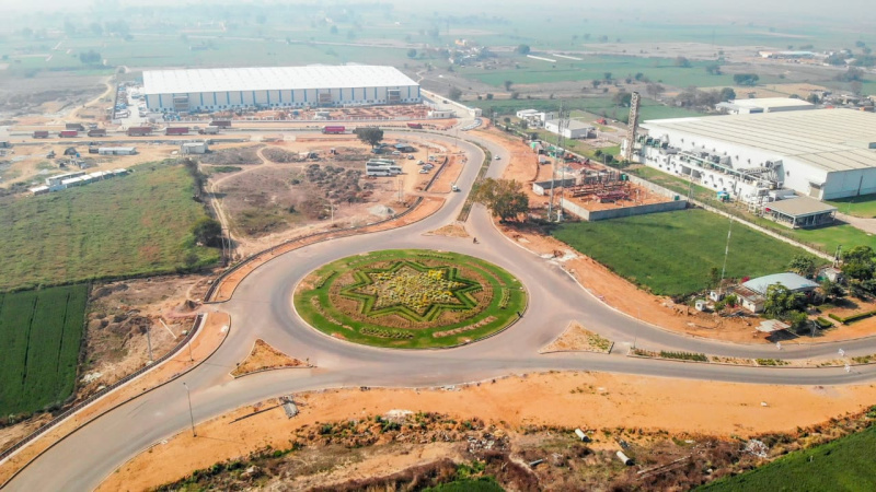 Land In Industrial Sector With CLU Near Aqualite