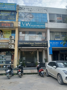 SHOP CUM OFFICE, SHOWROOM SPACE