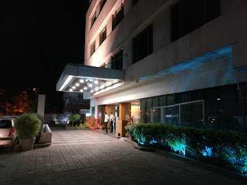 RUNNING 3 STAR HOTEL FOR SALE AT PRIME LOCATION OF HINJAWADI PUNE