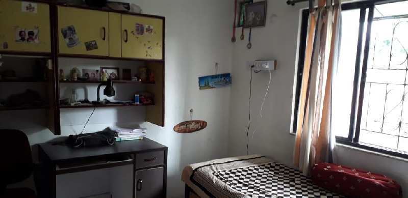 A decent 4 bhk apartment for sale at Aranyeshwar,Parvati Pune