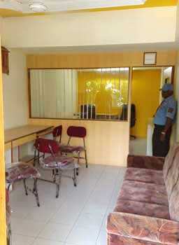 Office On Rent Full Farnised in Ashram Road (250 Sq.ft.)