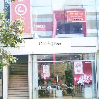 Retail Showroom Available in C.G.Road Ahmedabad (1200 Sq.ft.)