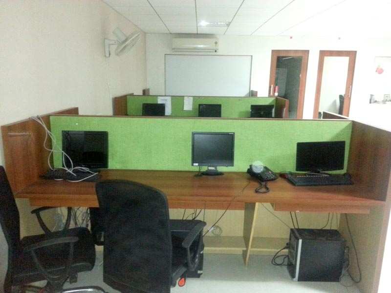 1800 Sq Feet Fully Furnished Office