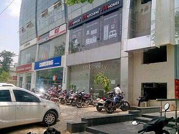Showrooms for Rent at Ahmedabad West