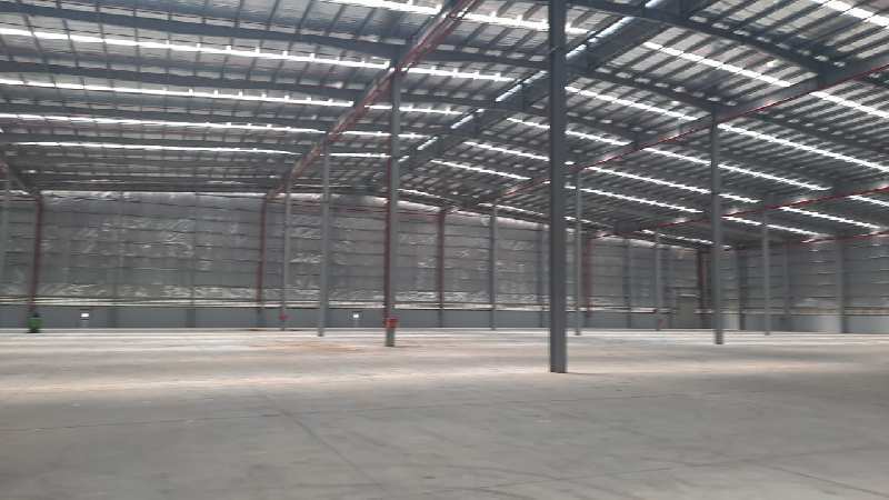 105000 Sq.ft. Warehouse/Godown for Rent in Chakan MIDC, Pune