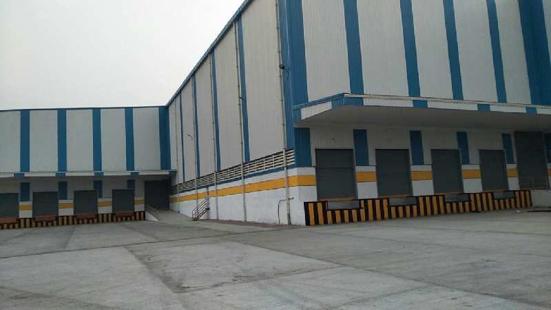105000 Sq.ft. Warehouse/Godown for Rent in Chakan MIDC, Pune
