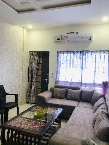 Super Spacious & Luxurious 2 BHK Flat For Sale just 700 mtr from shriram chowk pipeline road