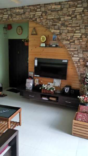 1ST FLOOR  2 BHK FULLY FURNISHED FLAT AT AGARKAR MALA NEW CONDITION